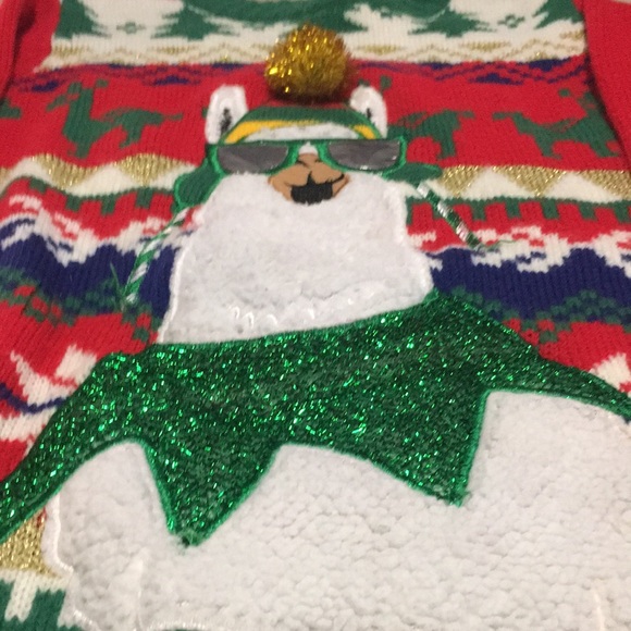 Cool soft Llama with shades and real Pom Pom hat  on a festive colored sweater - Picture 3 of 5